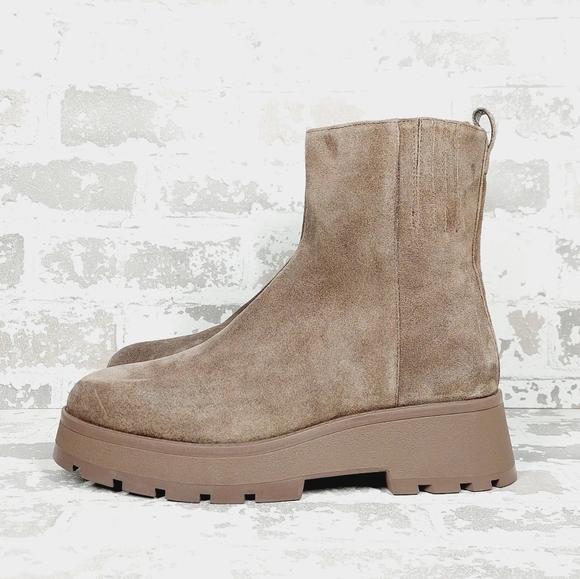 NEW Vince Camuto Tan Suede Leather Neframes Zipper Block Heel Ankle Boots C568 - Picture 1 of 11